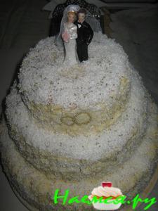 Свадебный торт с заварным кремом