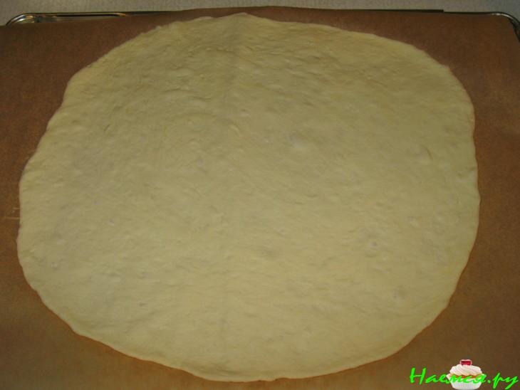 Пицца мясная и соус для пиццы Пицца мясная и соус для пиццы