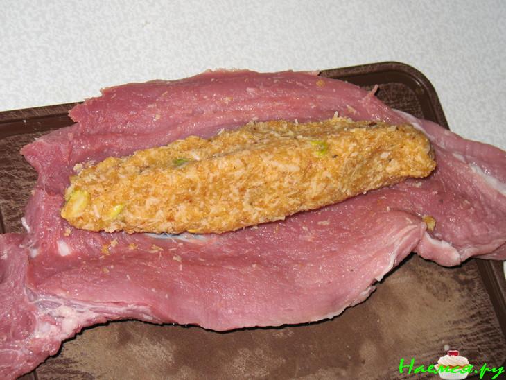 Фаршированная запеченная свиная вырезка Фаршированная запеченная свиная вырезка