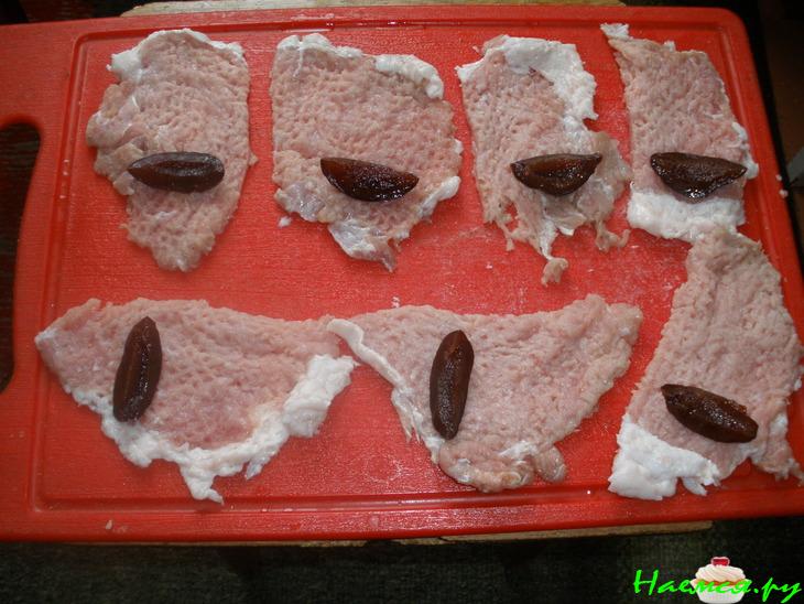 Мясные пальчики с черносливом Мясные пальчики с черносливом