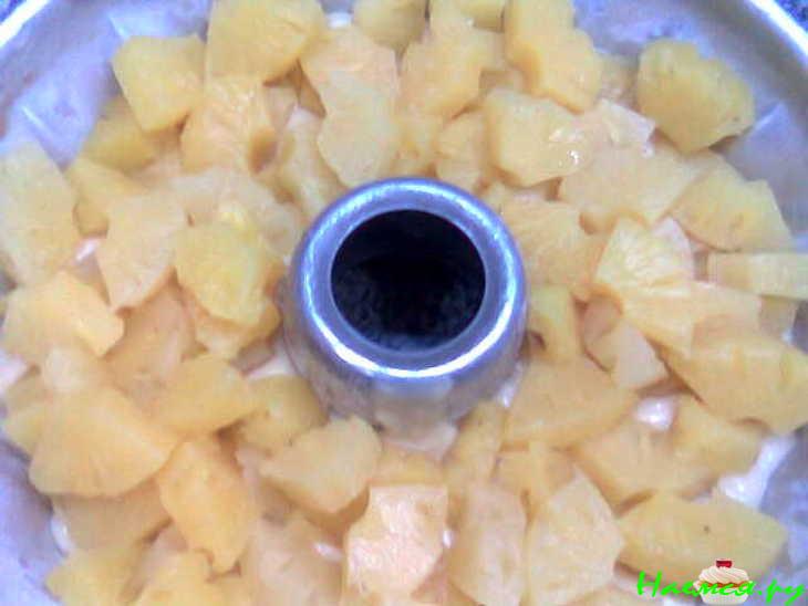 Кекс с ананасами