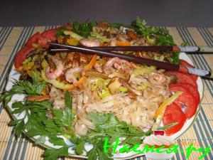 Корейско-Китайско-Японская дружба. День рисовой лапши