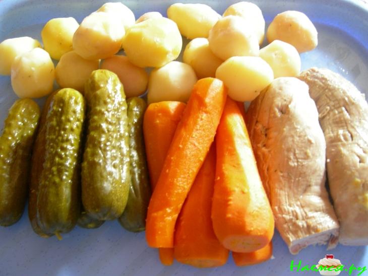 Салат-торт "Пластиночки" Салат-торт "Пластиночки"