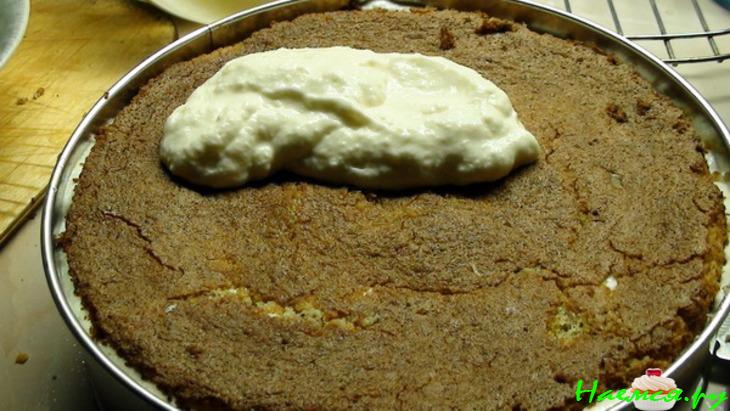 Торт «Апельсиновый» с твороженным суфле и миндально-цитрусовым бисквитом без муки  