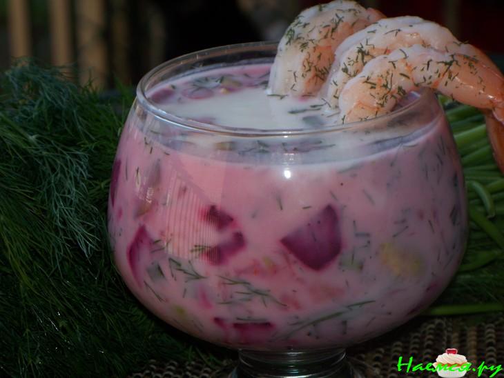 Холодный суп Свекольник с креветками