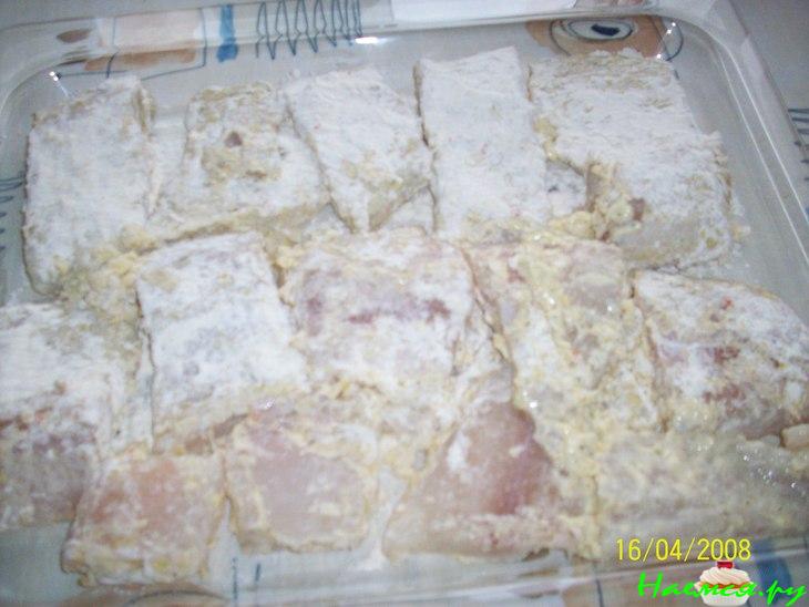 Запеченное филе трески под яично-сливочным соусом Запеченное филе трески под яично-сливочным соусом