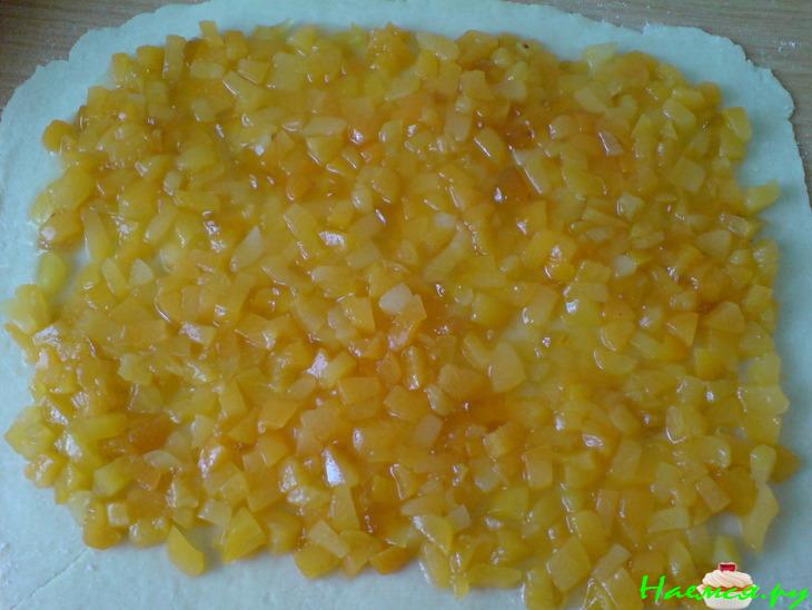 Абрикосовый пирог с творогом