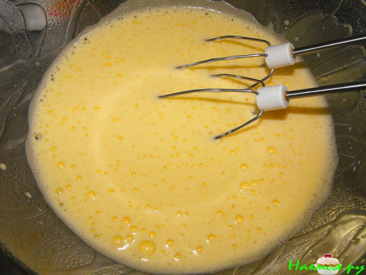 Торт "Юбилейный", украшенный мастикой