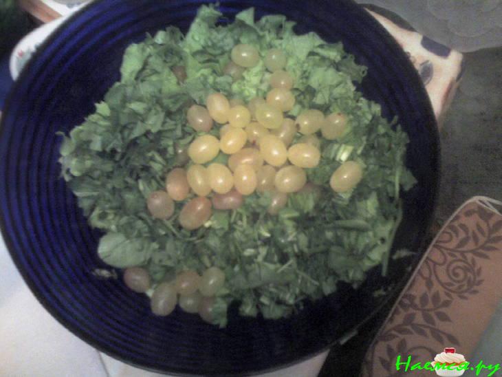 Салат из рукколы, креветок и фезалиса