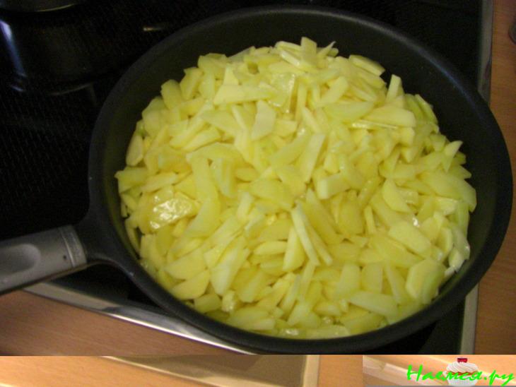 Мини-котлетки рыбные с жаренной картошкой