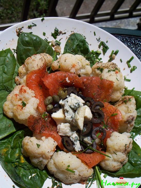 Салат из цветной капусты с лососем Салат из цветной капусты с лососем