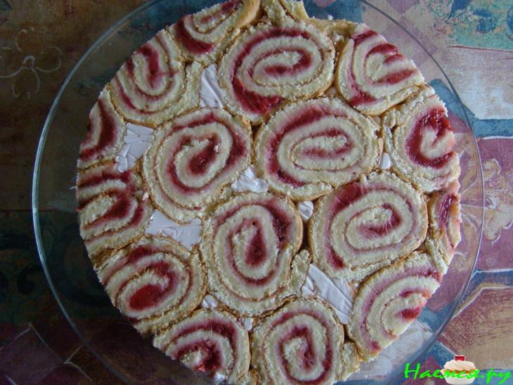 Клубнично-йогуртовый торт Клубнично-йогуртовый торт