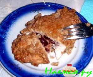 Курица с вишнями в арахисовой панировке