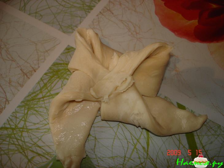 Пирожные "Розанчики" с заварным кремом и фруктами (по мотивам датской выпечки)