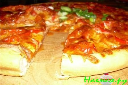 Пицца с мясом или рыбой по-русски