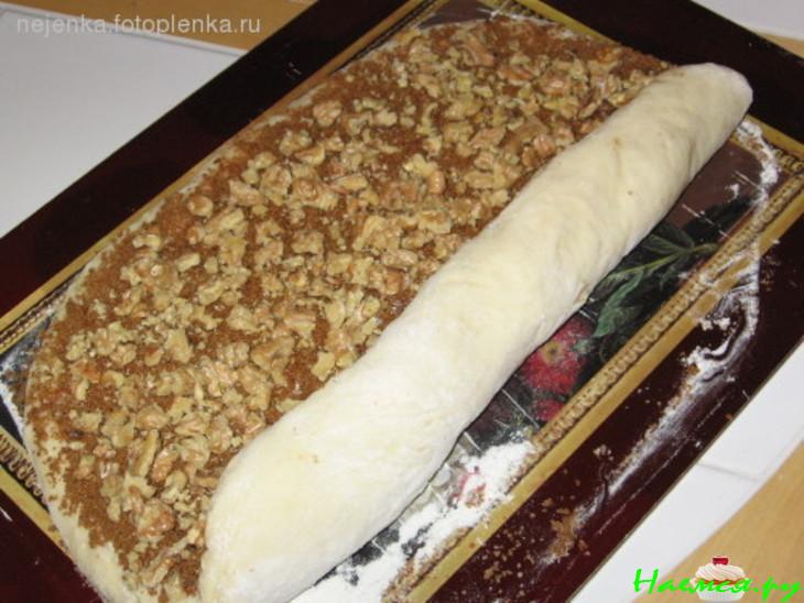 Роллы с корицей и орехами Роллы с корицей и орехами