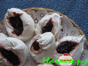 Безе с джемом