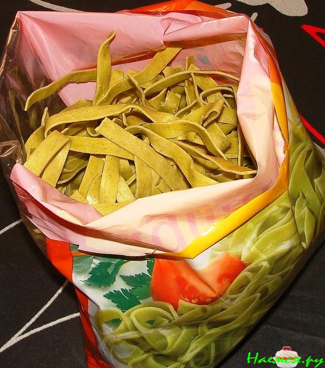 Паста с морскими ракушками (berberechos) и чернилами кальмара