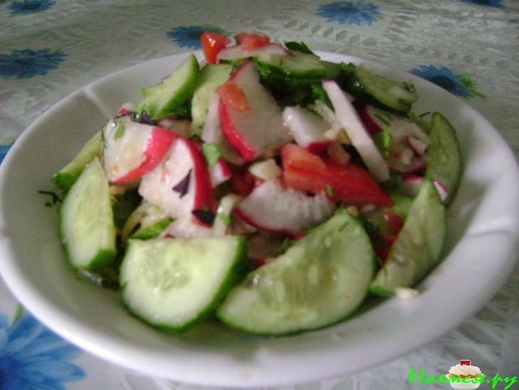 Салат овощной "Летний" Салат овощной "Летний"