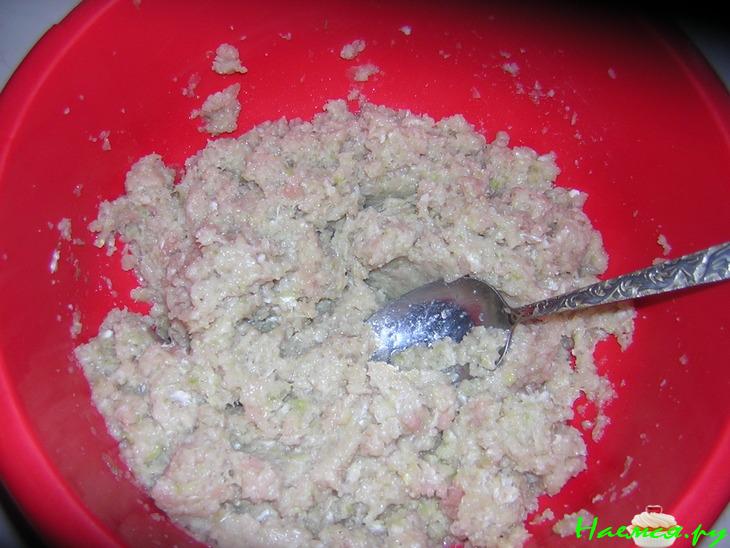 Котлеты из свинины по-казацки с капустой Котлеты из свинины по-казацки с капустой