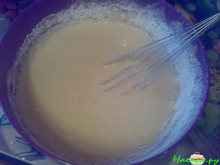 Торт "Зебра" со сметанным и шоколадным кремом