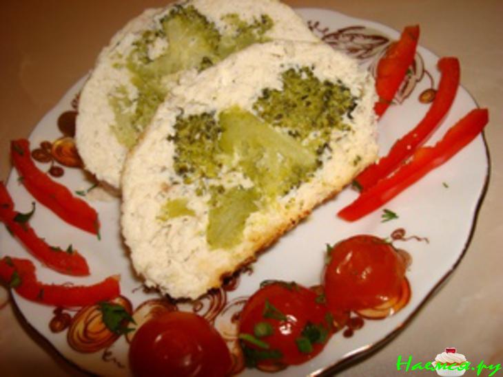 Куриный рулет-суфле с брокколи