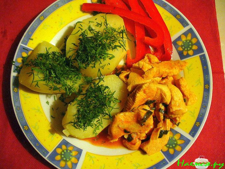 Куриные грудки в томатном соке