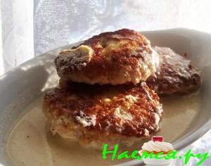 Котлетки куриные в сметанном соусе