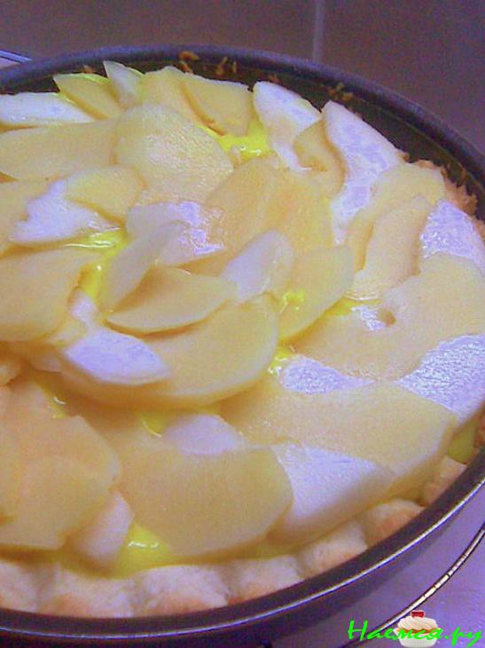 Пирог с заварным кремом, айвой и грушей для тех, кому не хватает «солнца»