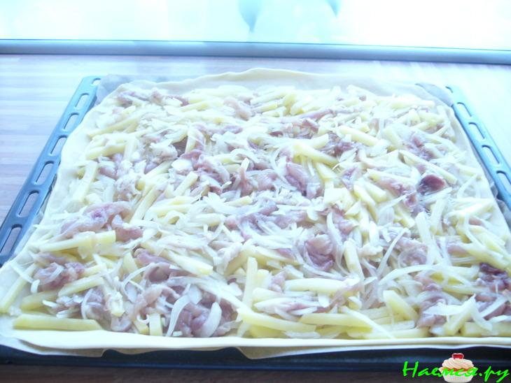 Пирог с окорочками и картофелем