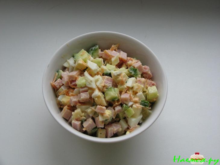 Салат "Фантазия" с ветчиной или копченой колбасой