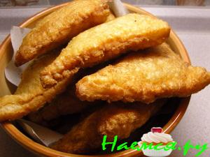 Чебуреки из слоеного теста Чебуреки из слоеного теста