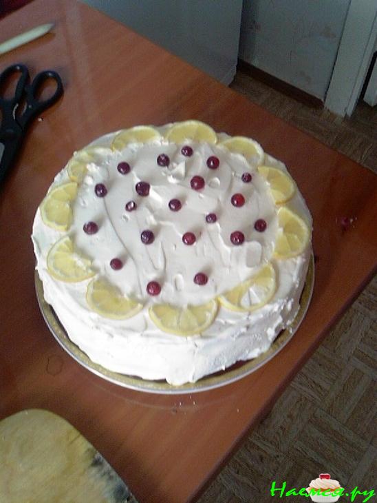 Торт 'Роман лимона с клюквой'