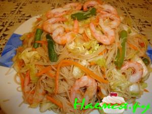 Салат из рисовой вермишели с креветками Салат из рисовой вермишели с креветками