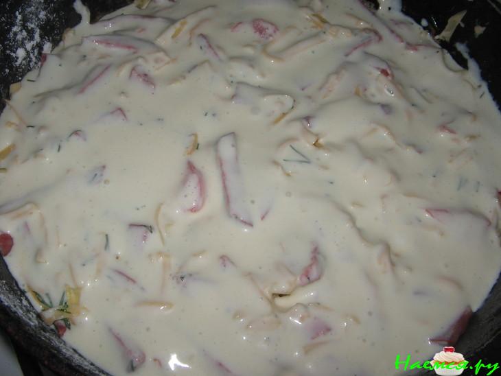 Пирог "Гость на пороге" с салями