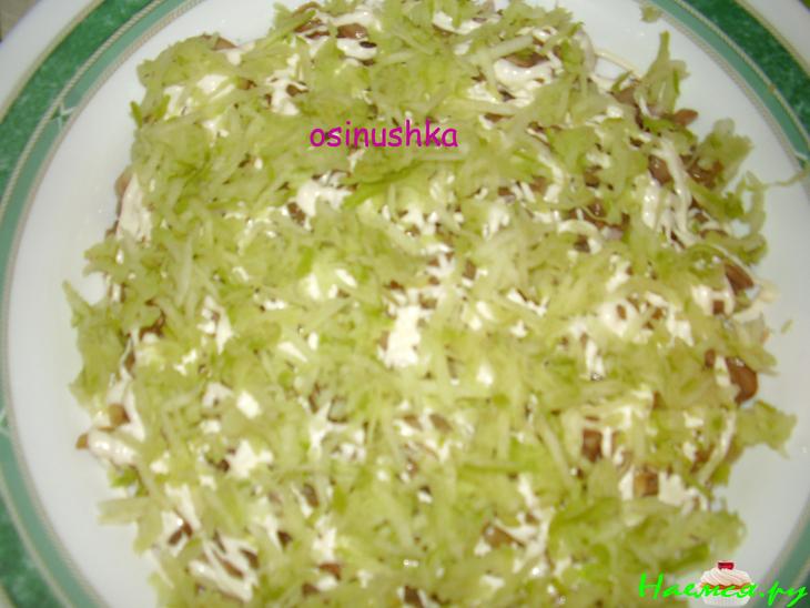 Салат "Березка" с копченым окорочком