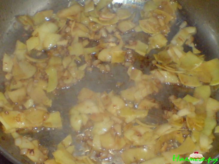 Тушенное мясо (свиная грудинка)