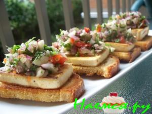 Закуска с салатом сhimichurri