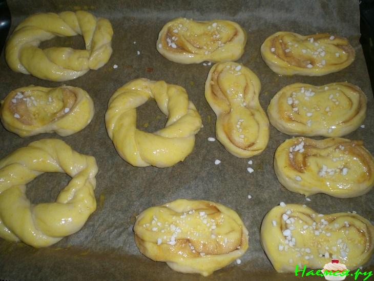 Пасхальное украшение стола