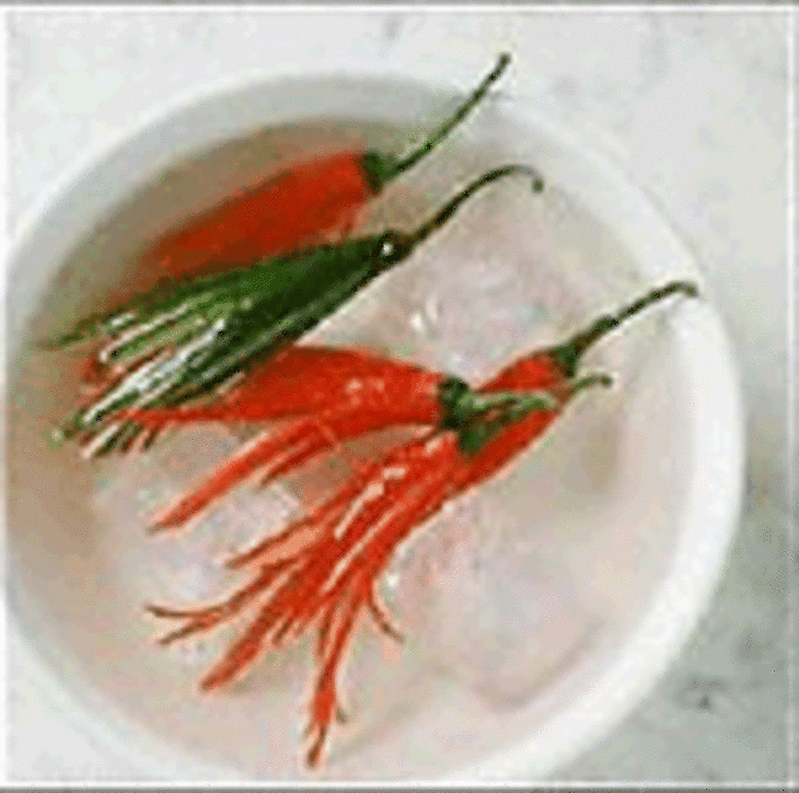 Цветы из перчика