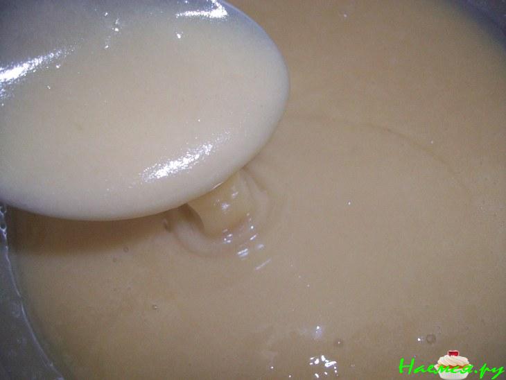 Вафельная корзинка с фруктами