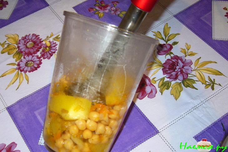 Суп-пюре с нутом и овощами