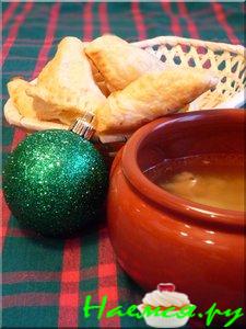 Бульон рыбный с пирожками