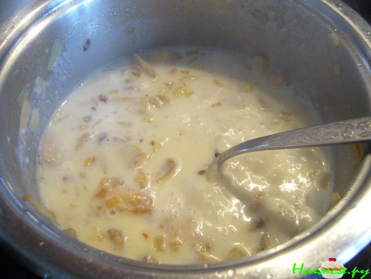 Свиной шницель с соусом по-охотничьи