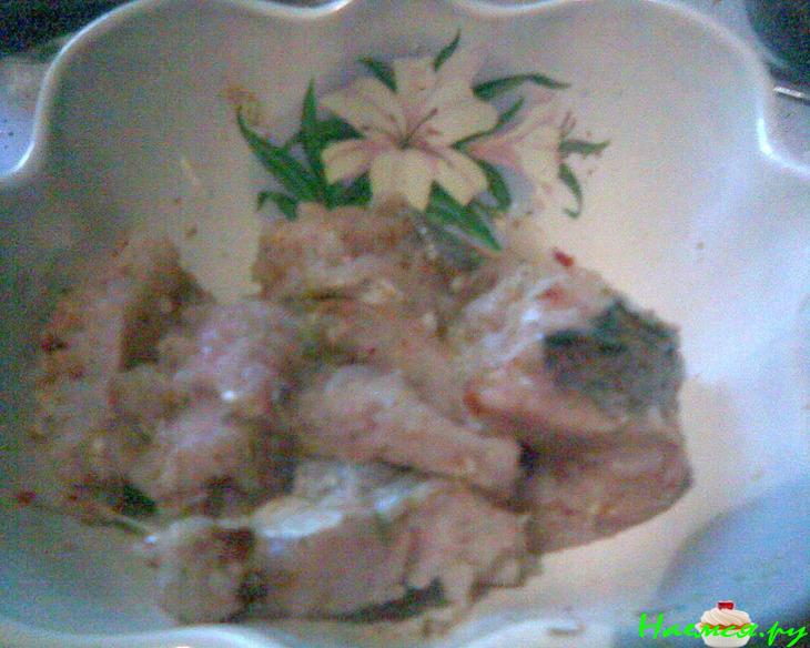 Хек запеченный в горшочке с овощами