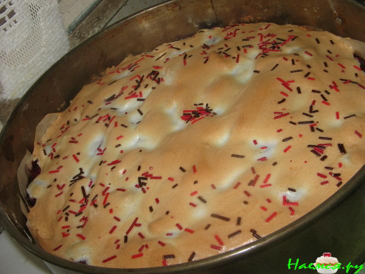 Пирог песочный яблочно-вишневый