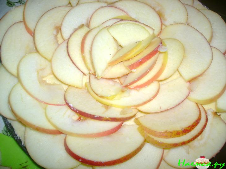 Яблочный пирог с апельсином и мартини