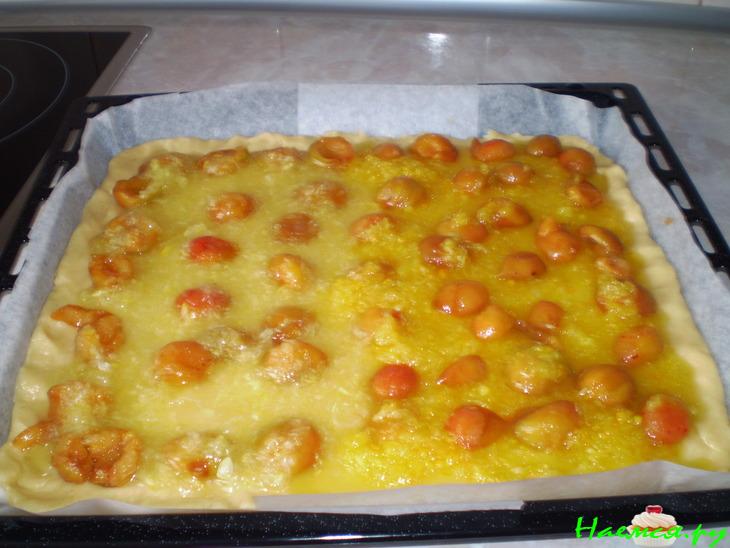 Ароматный пирог с лимоном и абрикосами