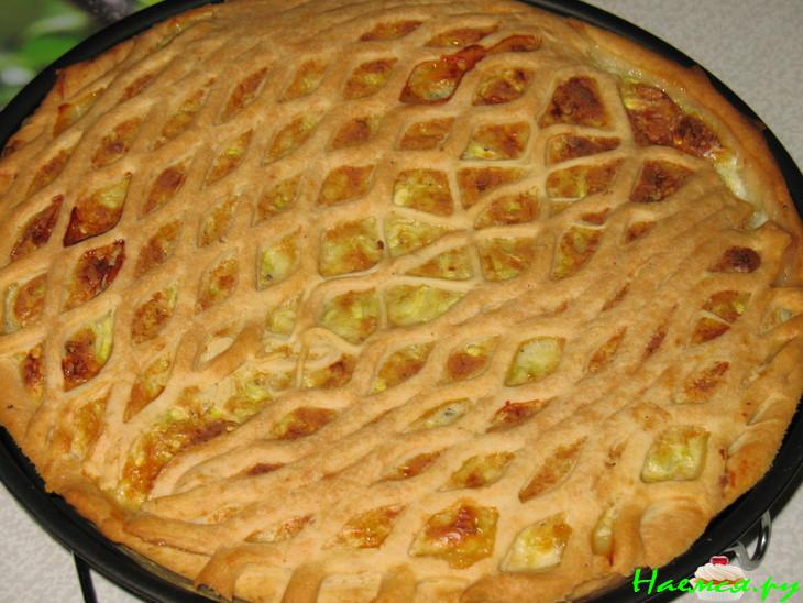 Пирог с сырно-кабачковой начинкой