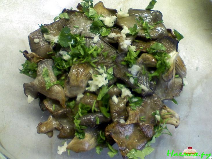 "Вешенки жареные в чесночном маринаде"